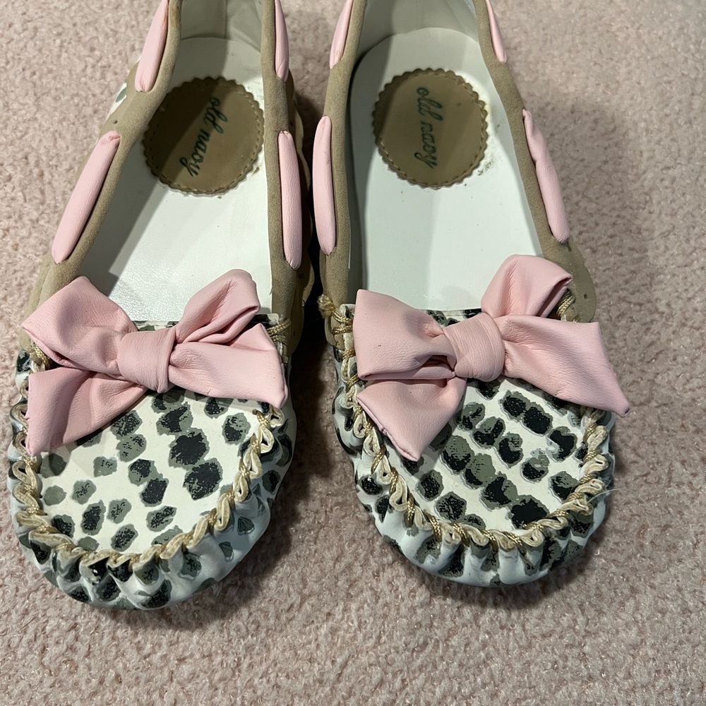 Old Navy Kids Moccasins - Pink and Tan
